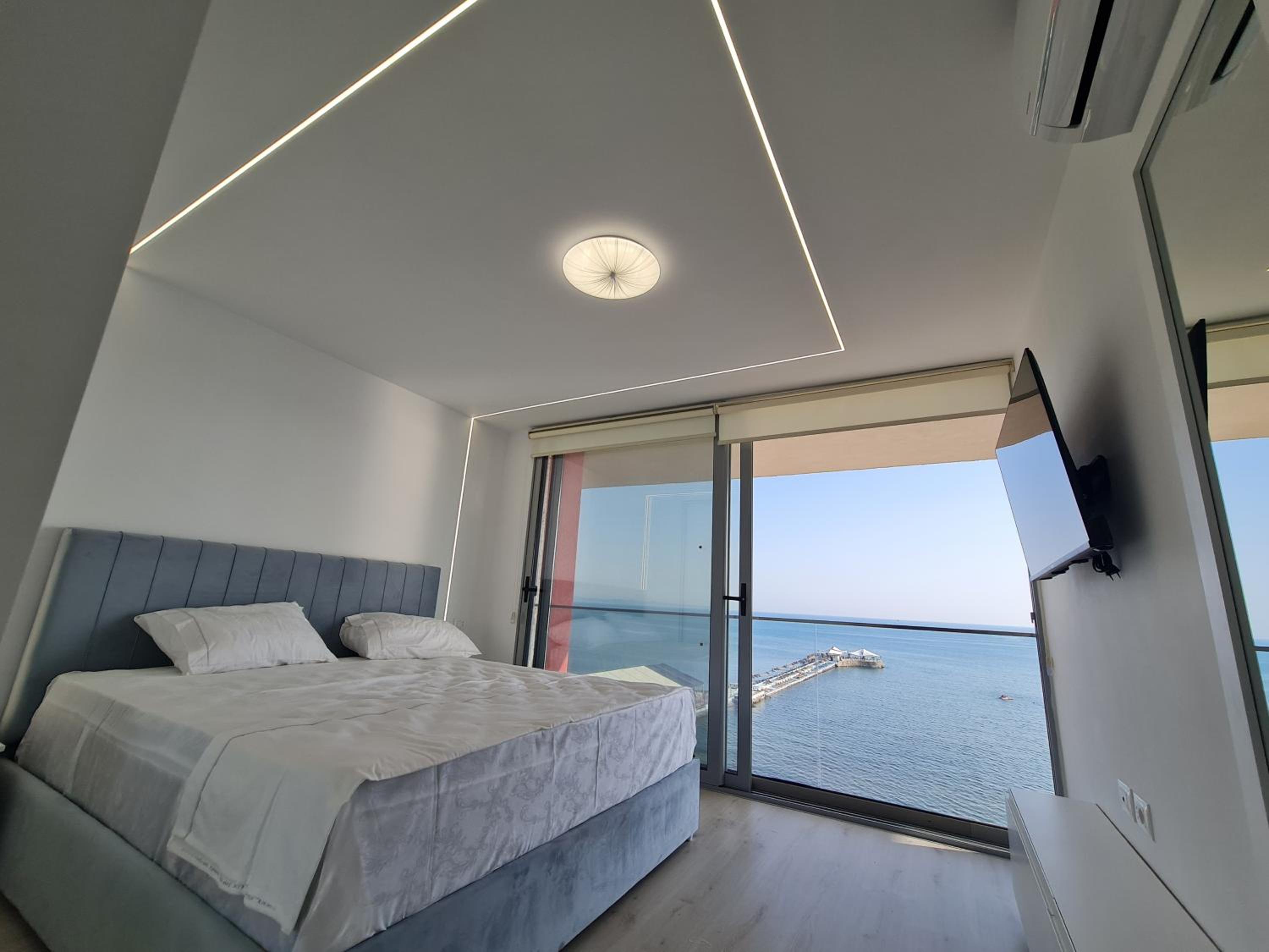 Sea view luxury duplex