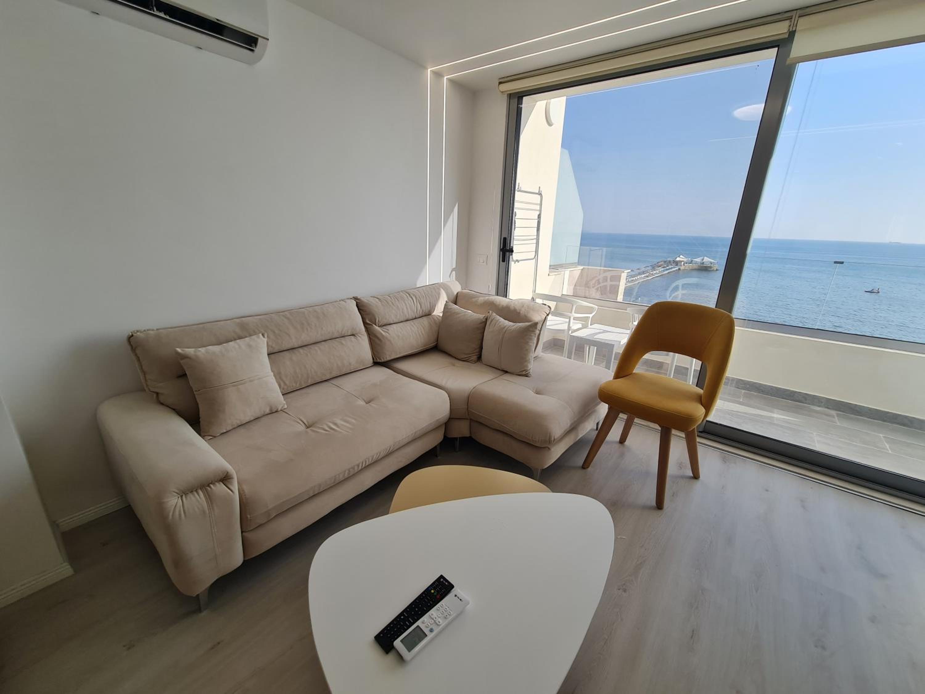 Sea view luxury duplex
