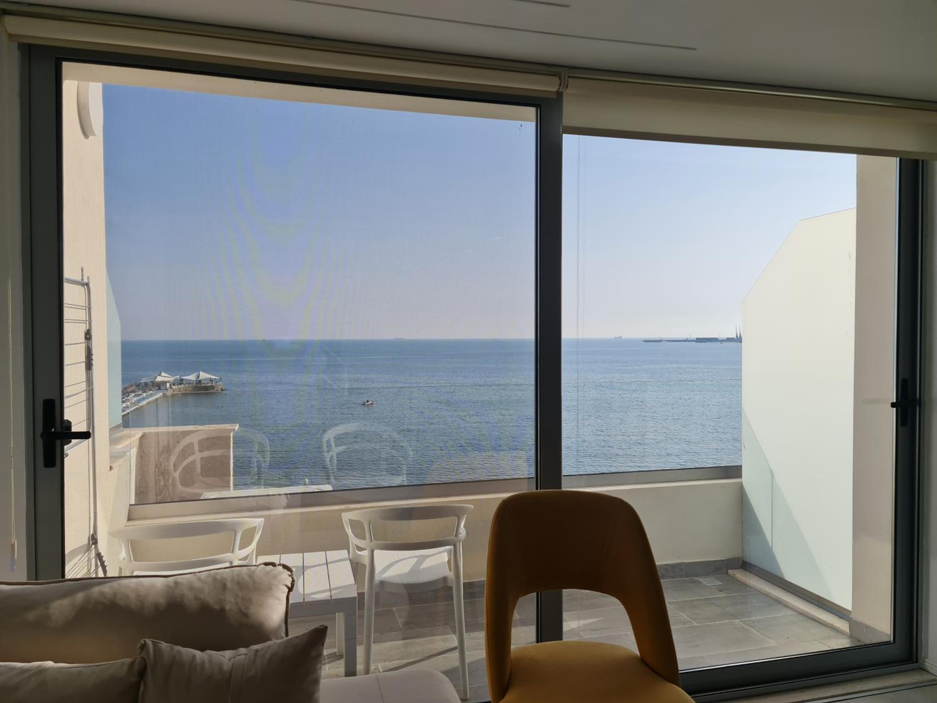 Sea view luxury duplex