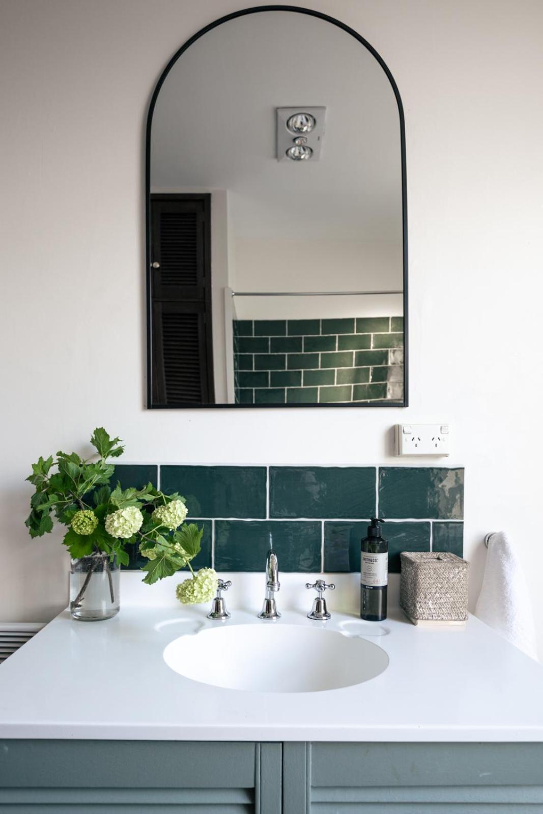 The Townhouse - Historic in the heart of L'ton
