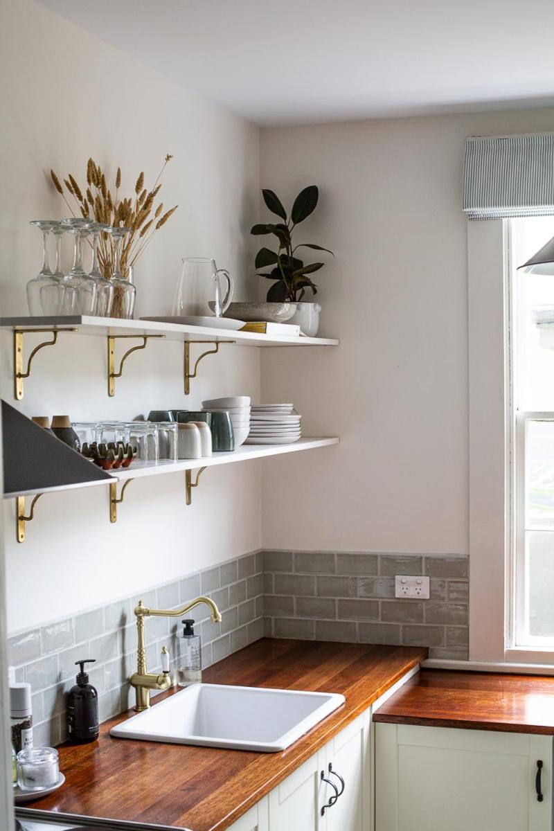 The Townhouse - Historic in the heart of L'ton