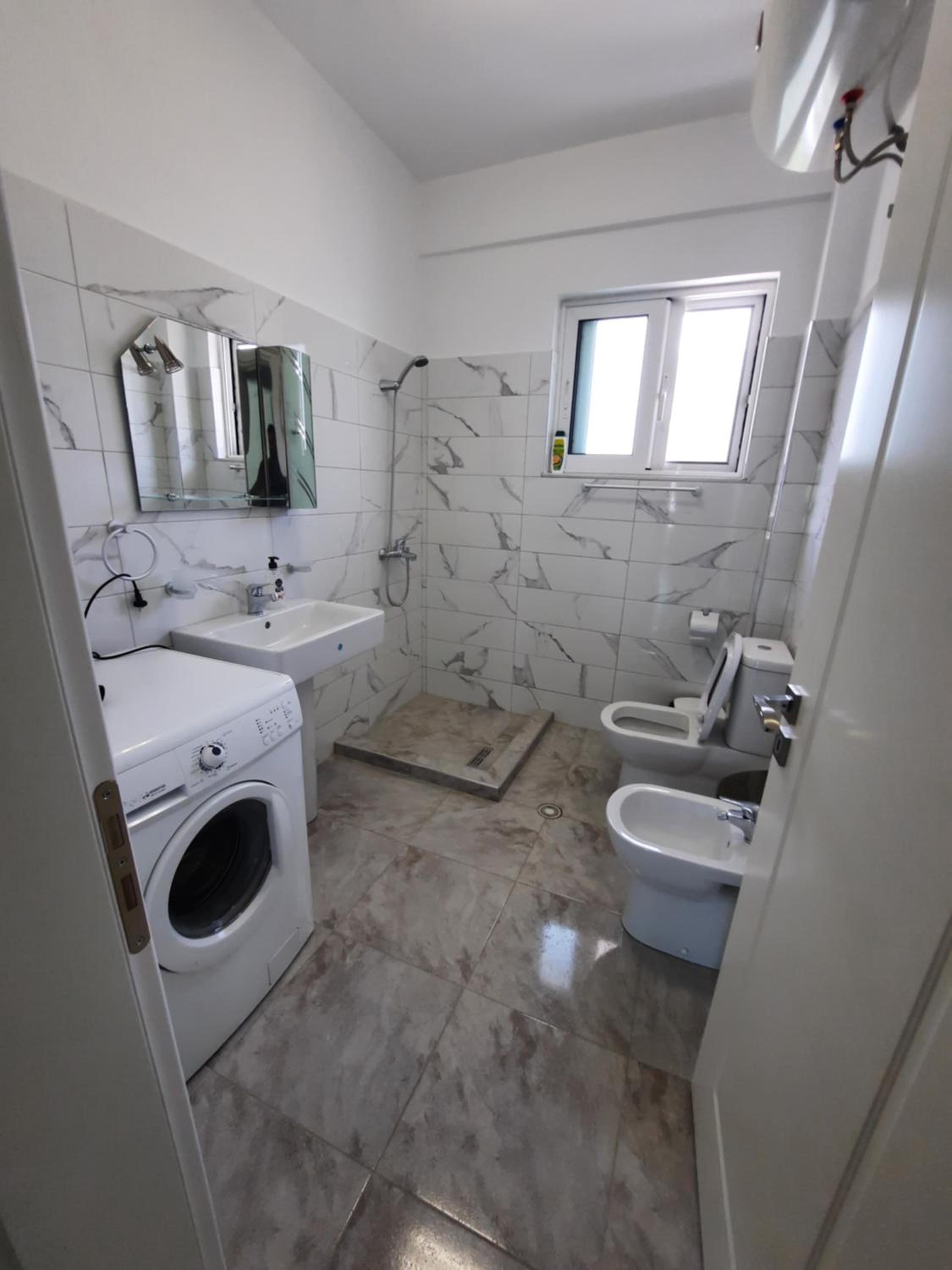 Gjirokastra apartment 360