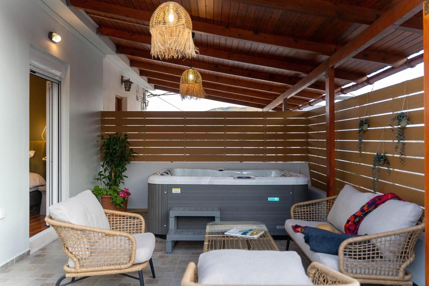 Villa Venetia with Jacuzzi