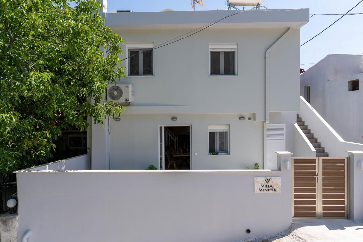 Villa Venetia with Jacuzzi