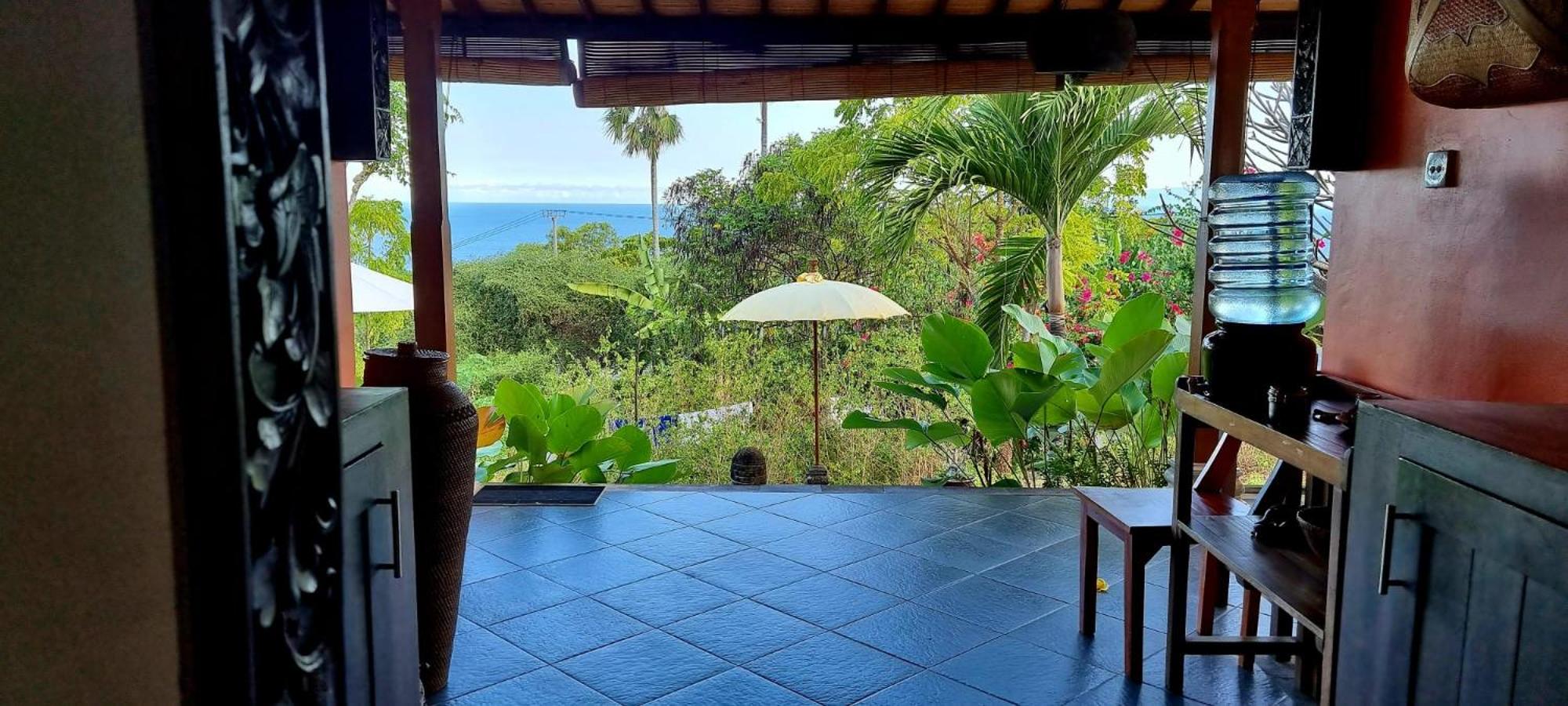 Frangipani Inn & Restaurant