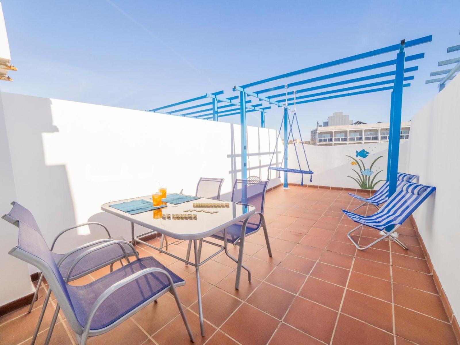 FUNNY FRIENDLY FISH HOLIDAY APARTMENTS