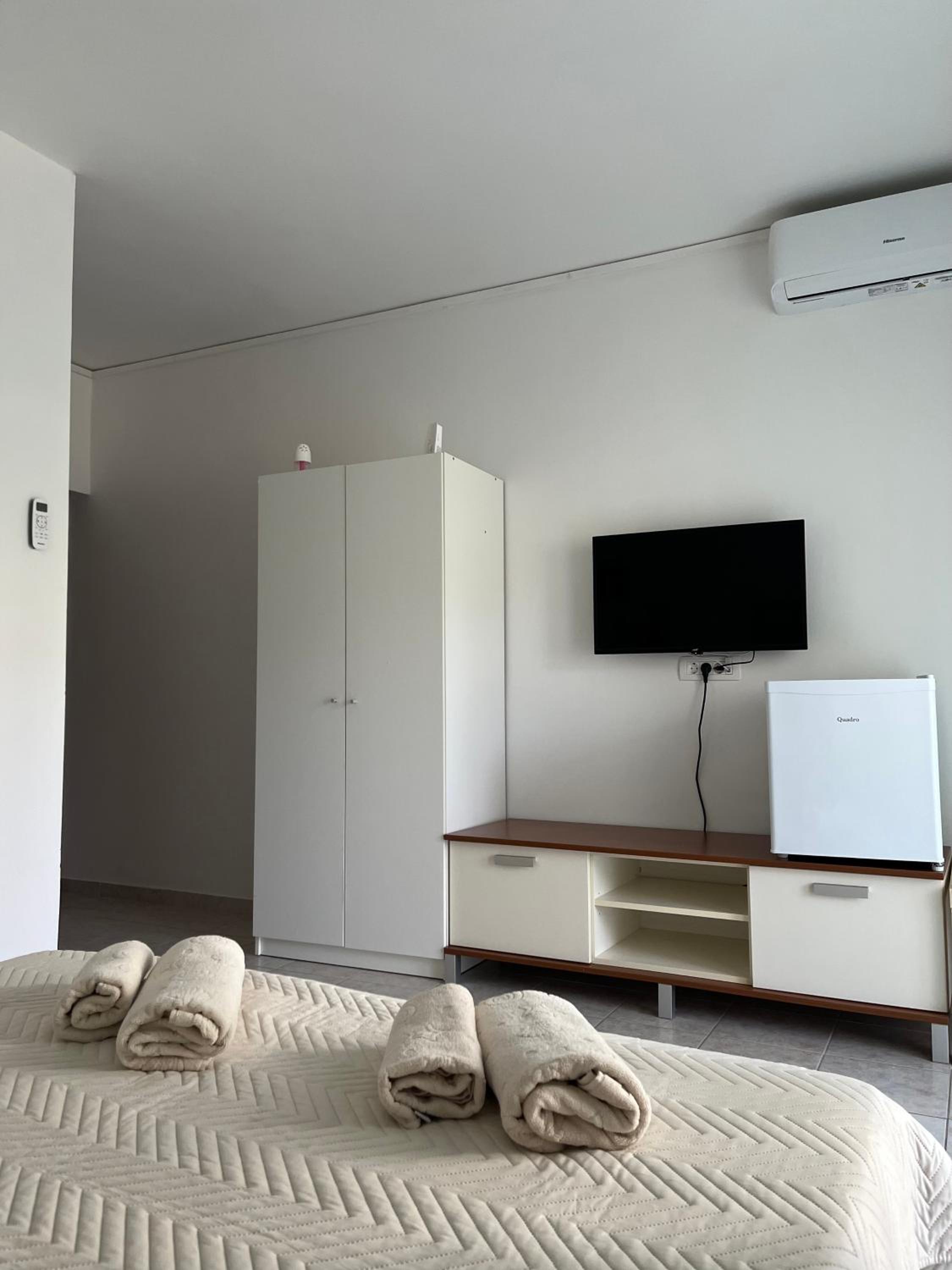 Apartments and Rooms Markovski