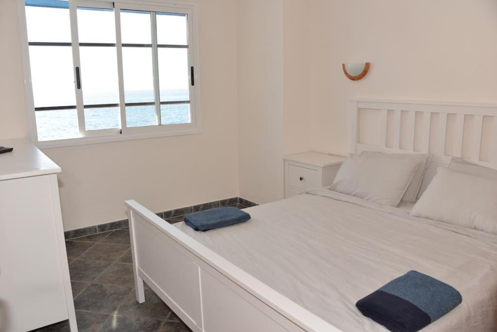 Beachfront Apartment - Tacoronte