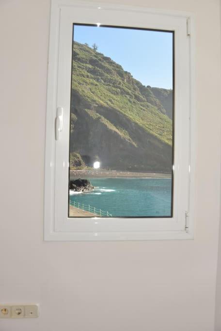 Beachfront Apartment - Tacoronte