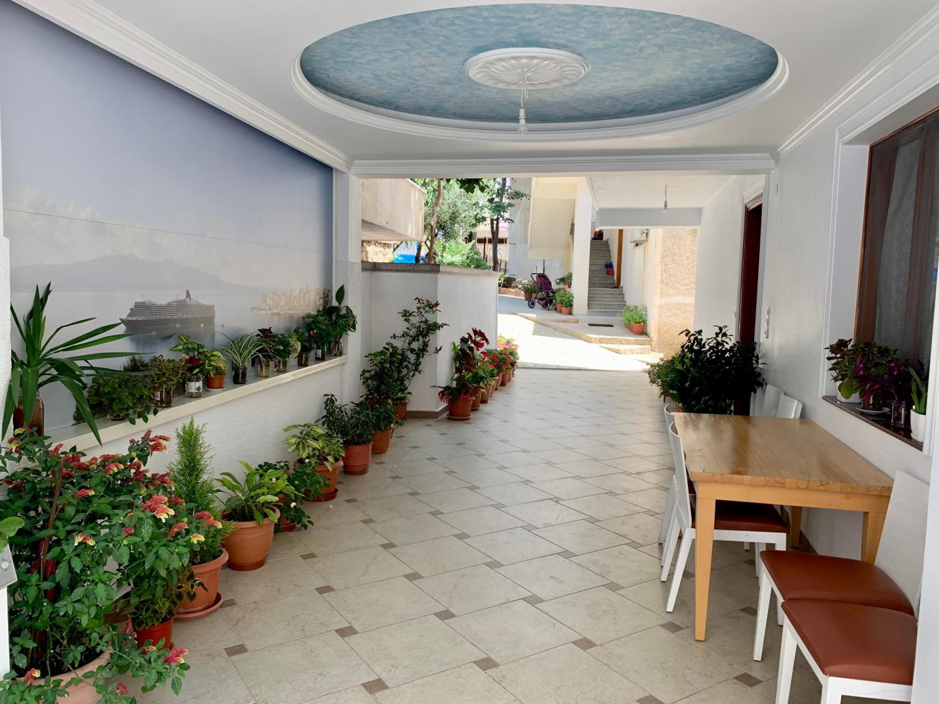 Duka Apts