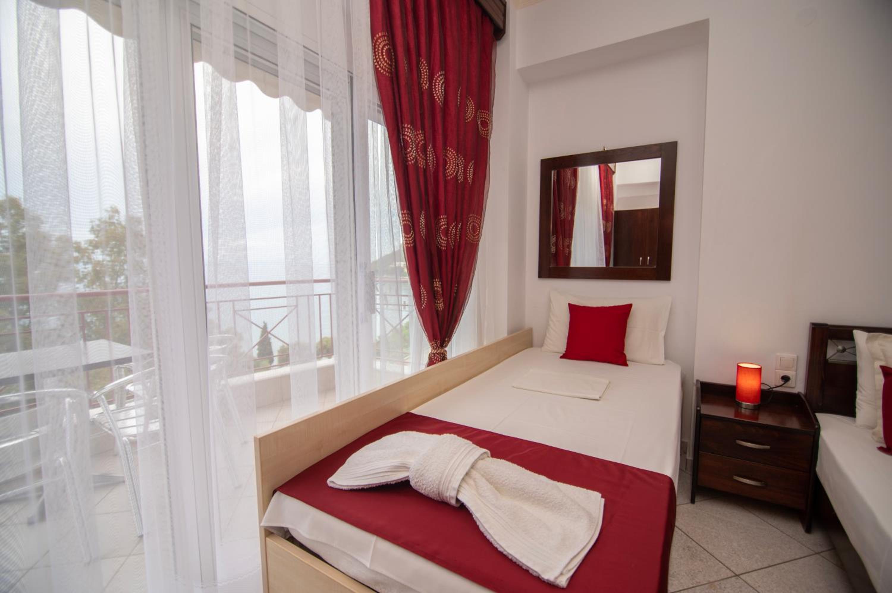 hotelsunnybeachgr photo 3