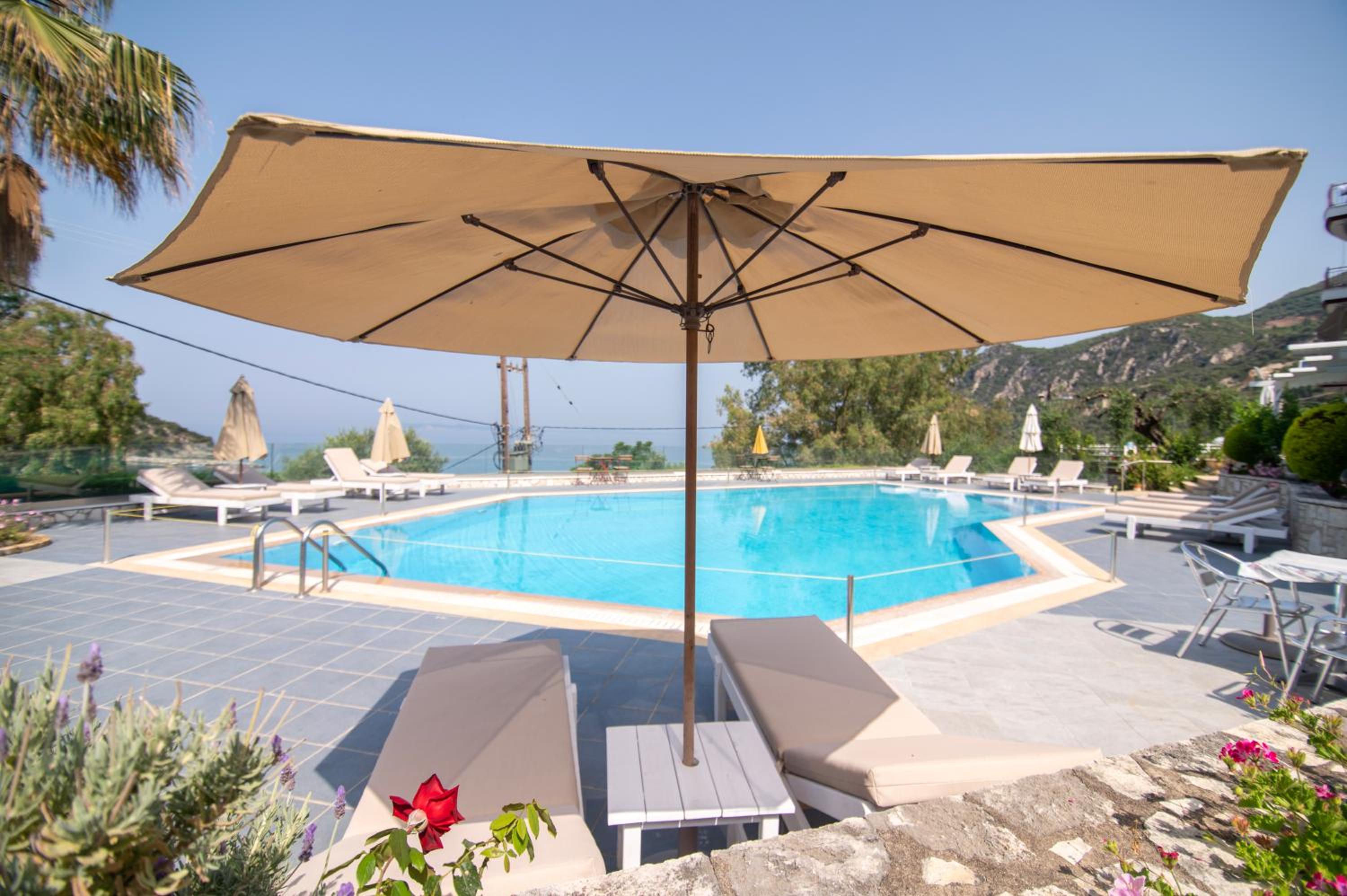 hotelsunnybeachgr photo 5