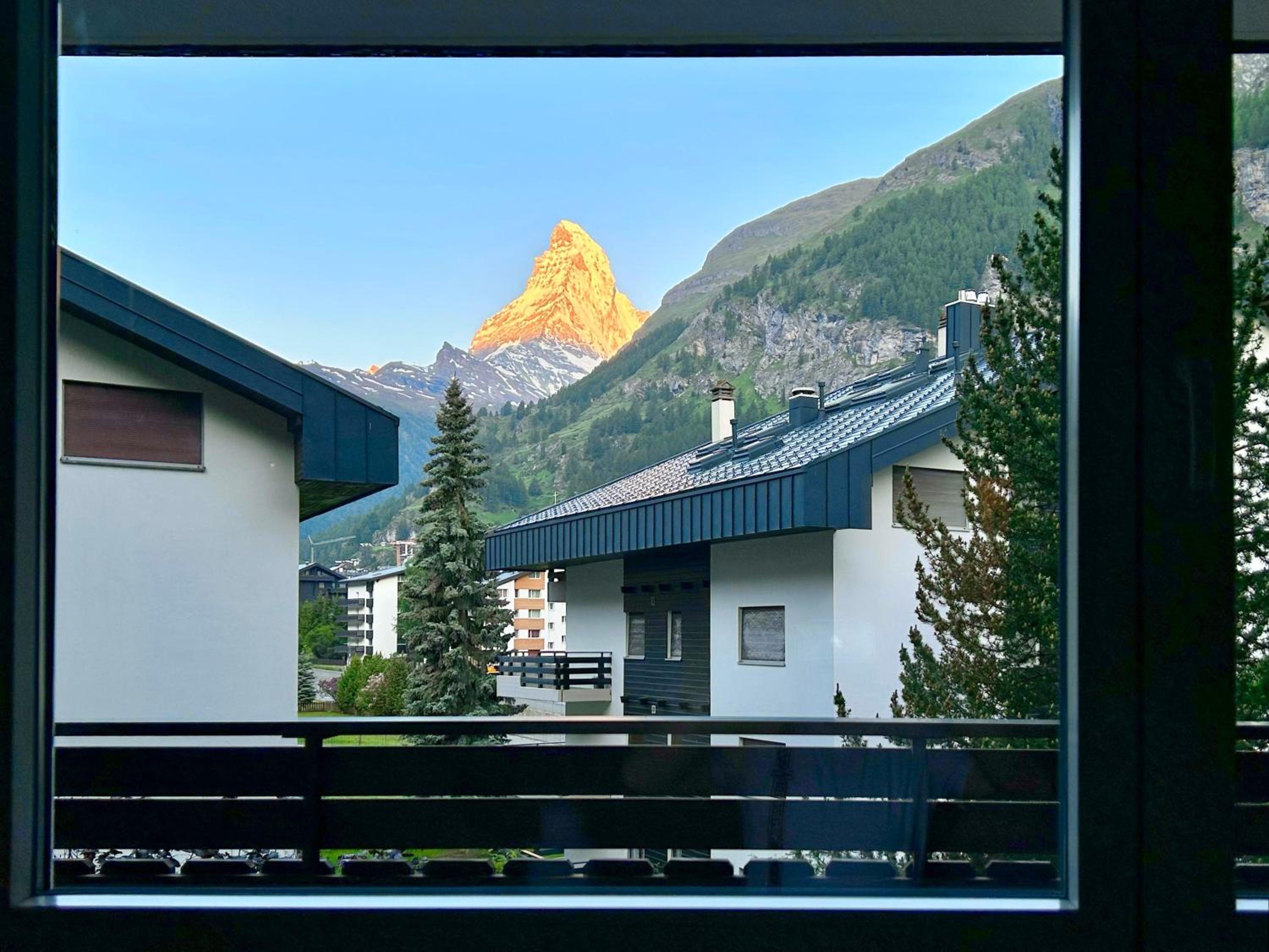 Beautiful apartment in Zermatt with a breathtaking view of the Matterhorn view 5