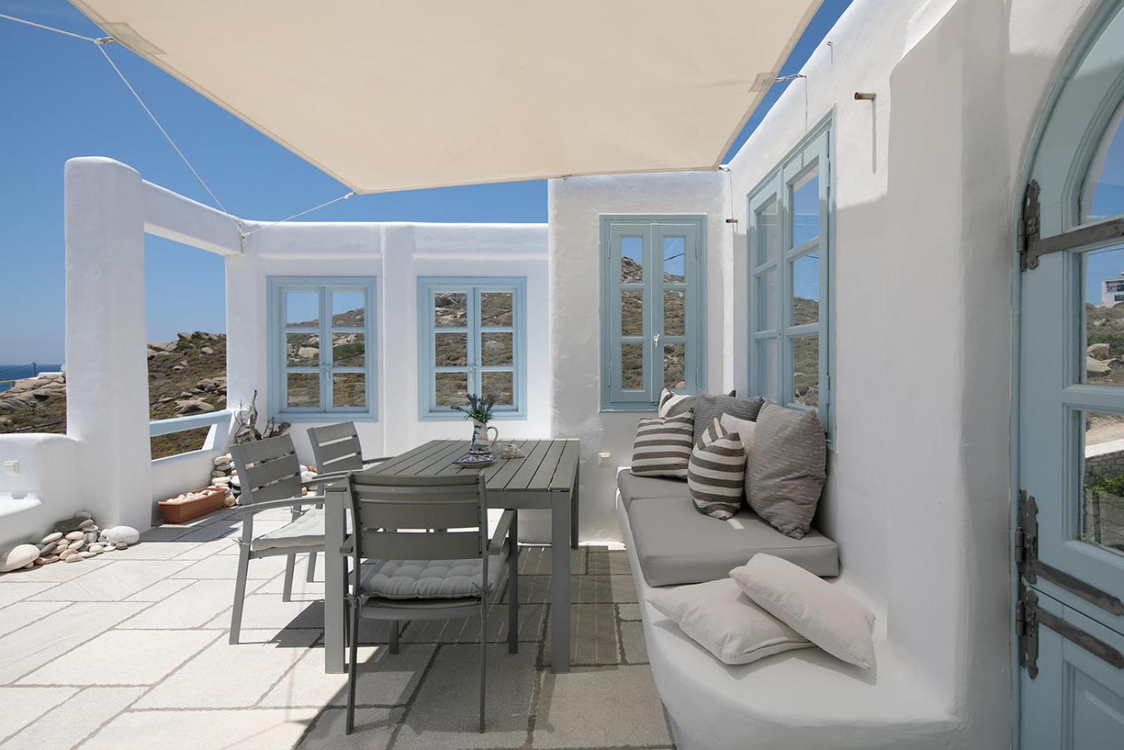Riviera Naxian Home view 4