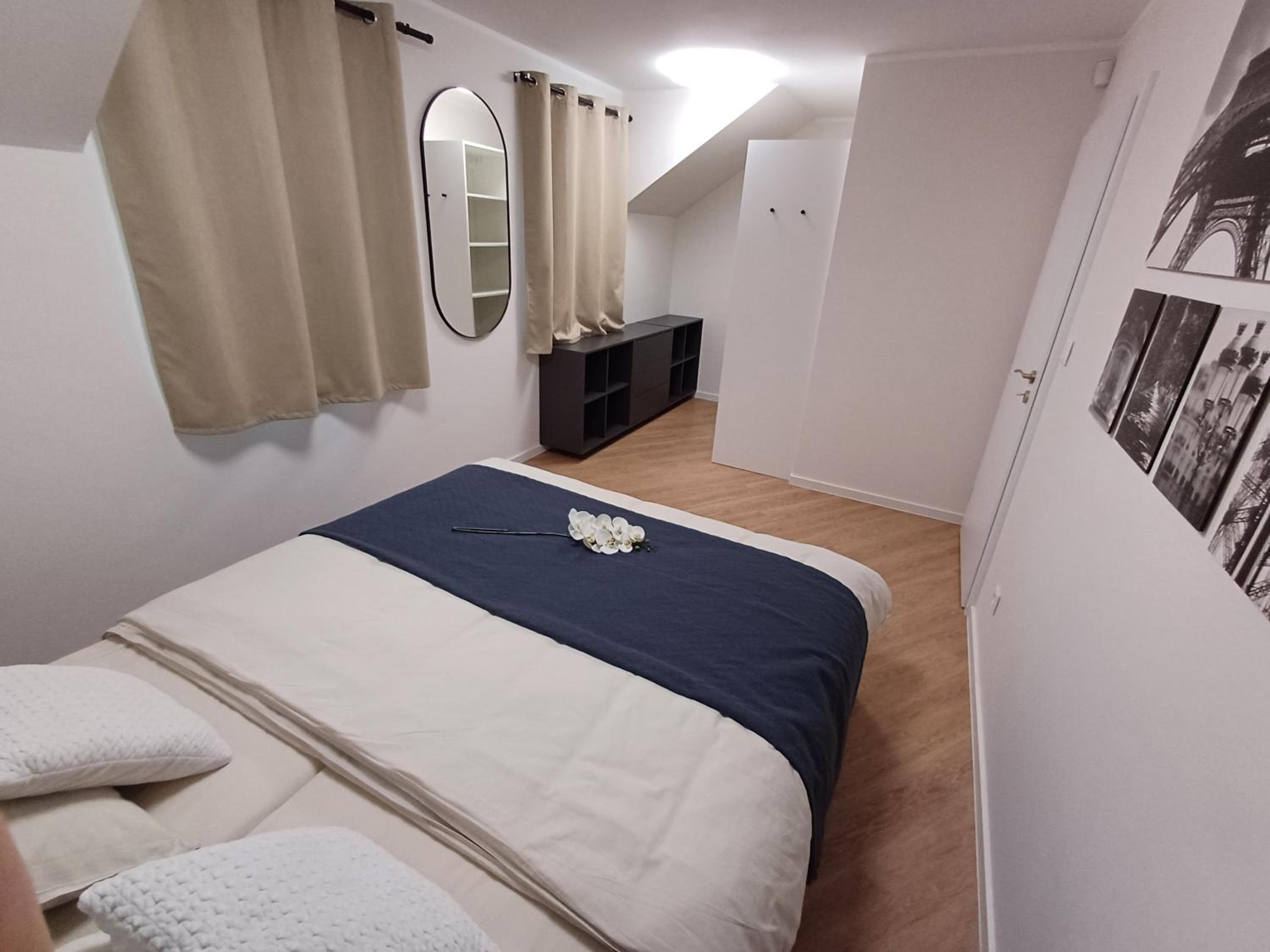 Nový apartmán Jarabina s krásnou terasou, pouze 2 min od pláže view 2