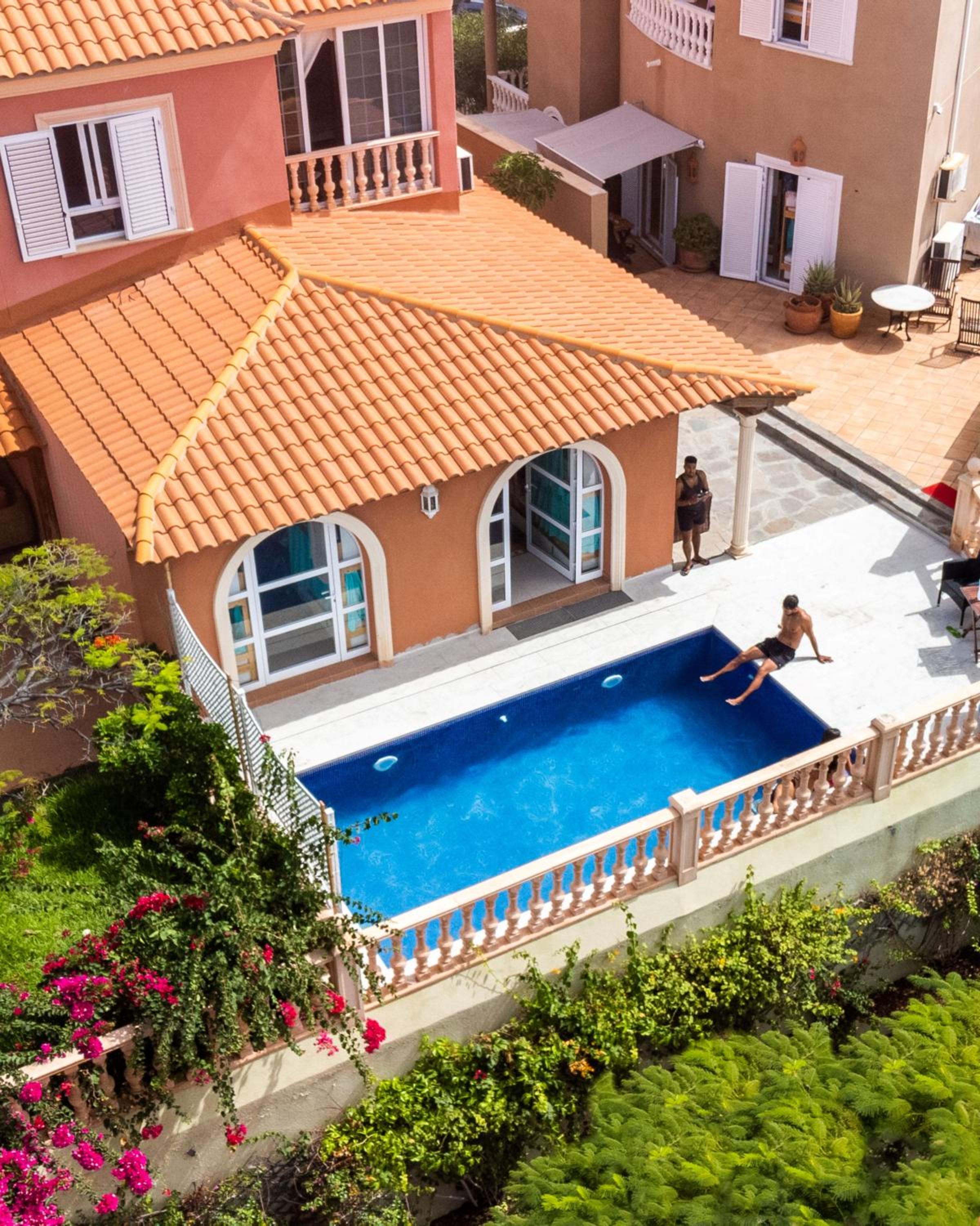 Duque Nest Hostel view 3