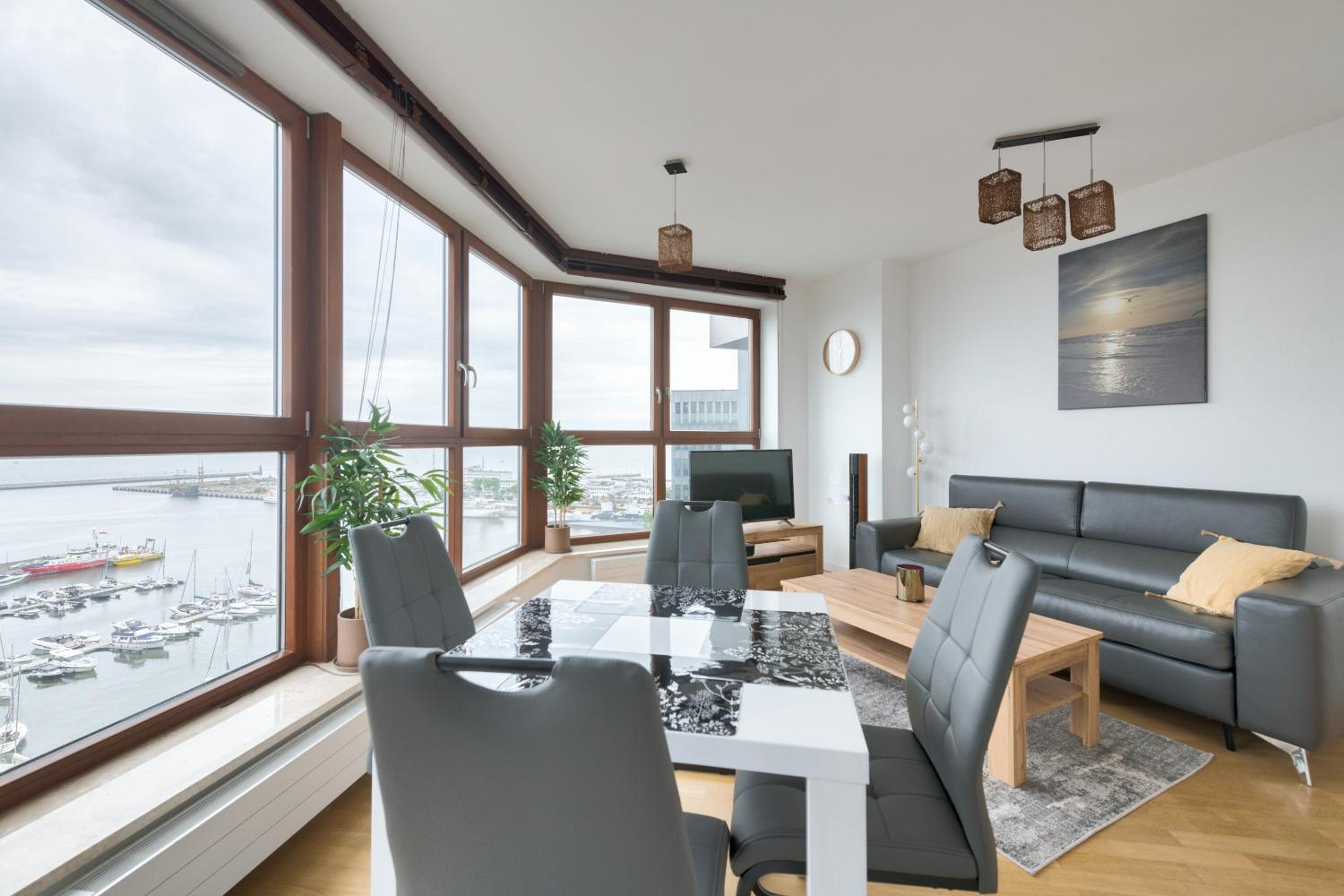 SEA TOWERS Panorama Apartments by Noclegi Renters