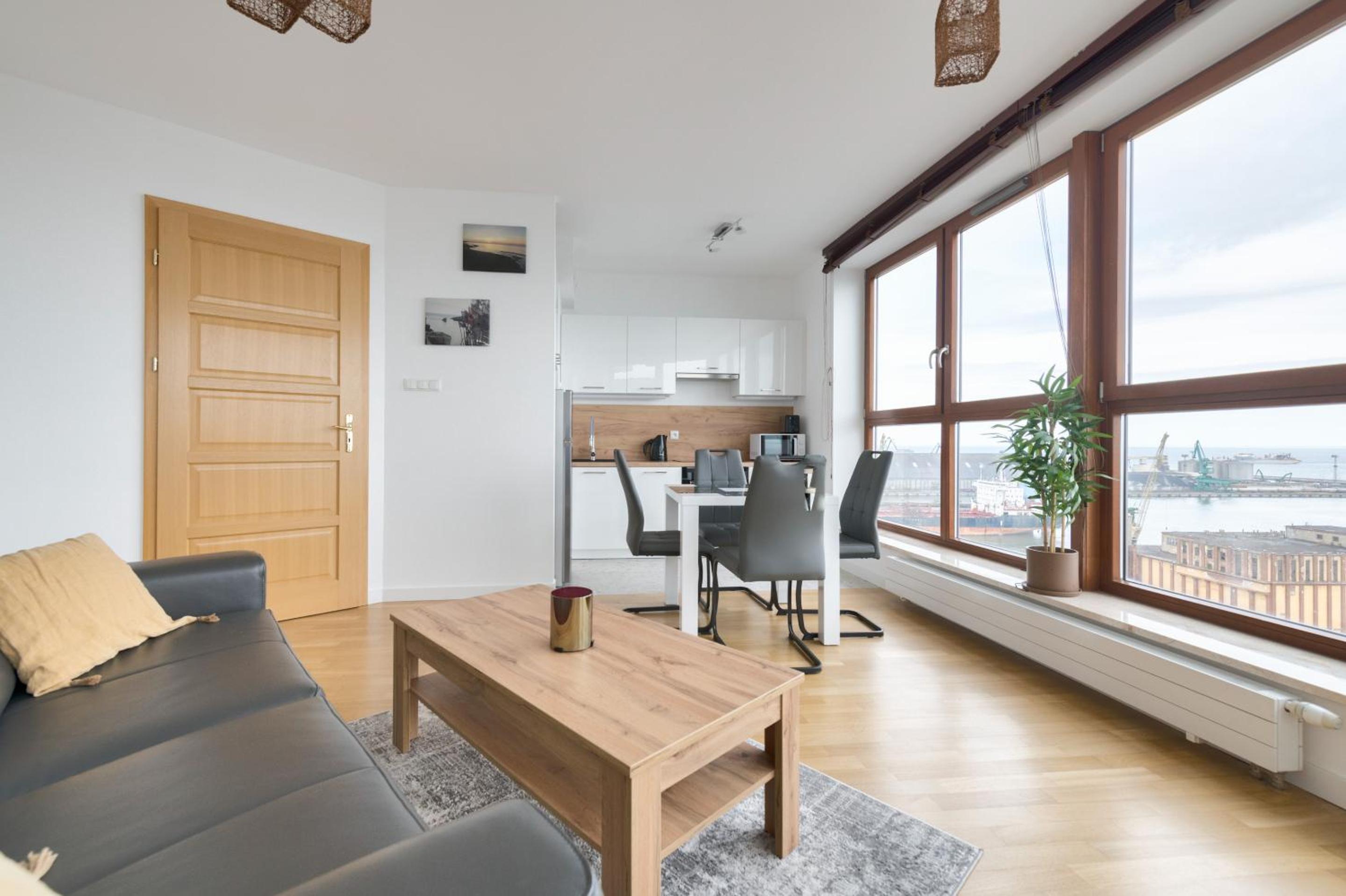 SEA TOWERS Panorama Apartments by Noclegi Renters