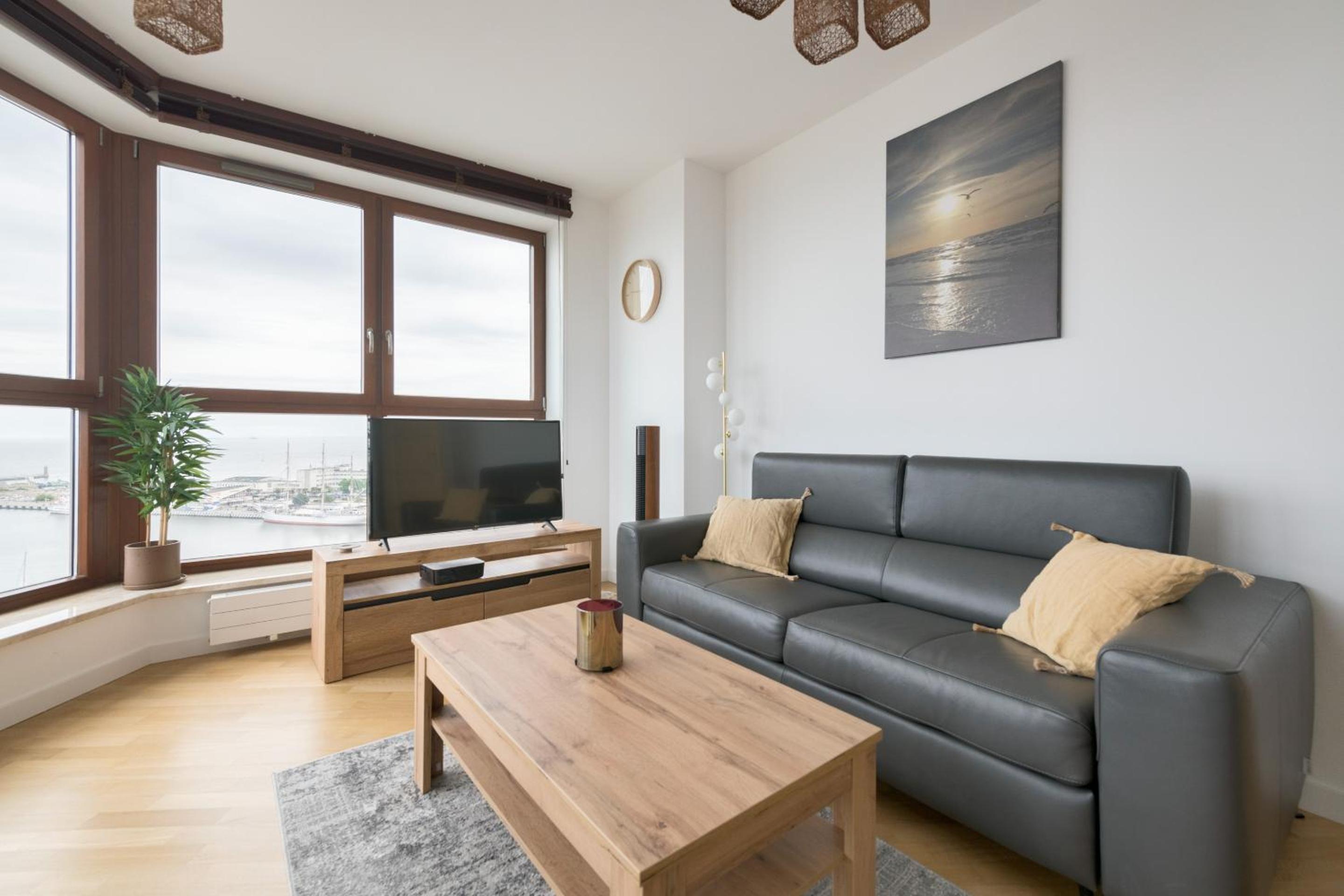SEA TOWERS Panorama Apartments by Noclegi Renters