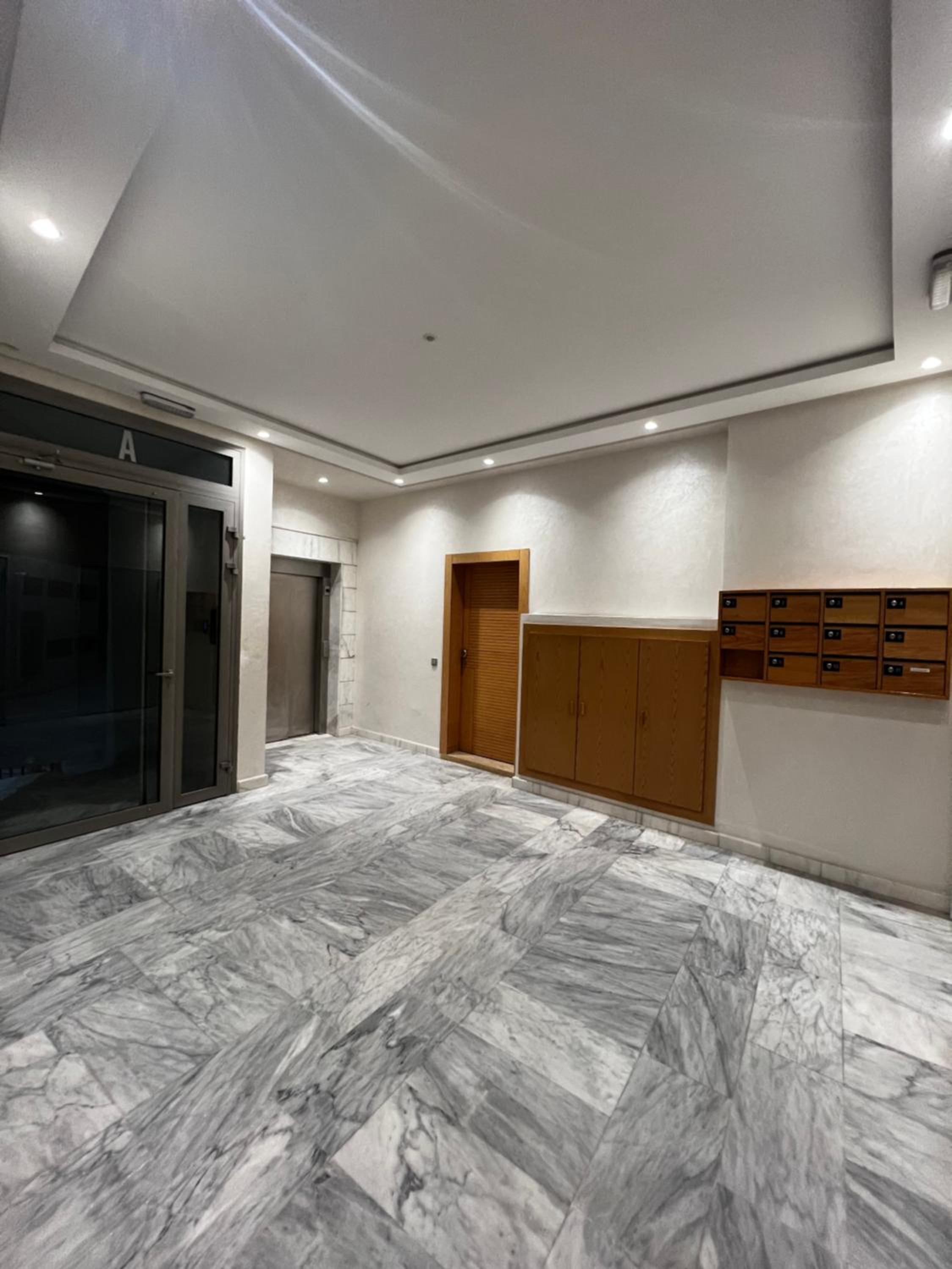 CHIC & COZY appartement très calme view 3