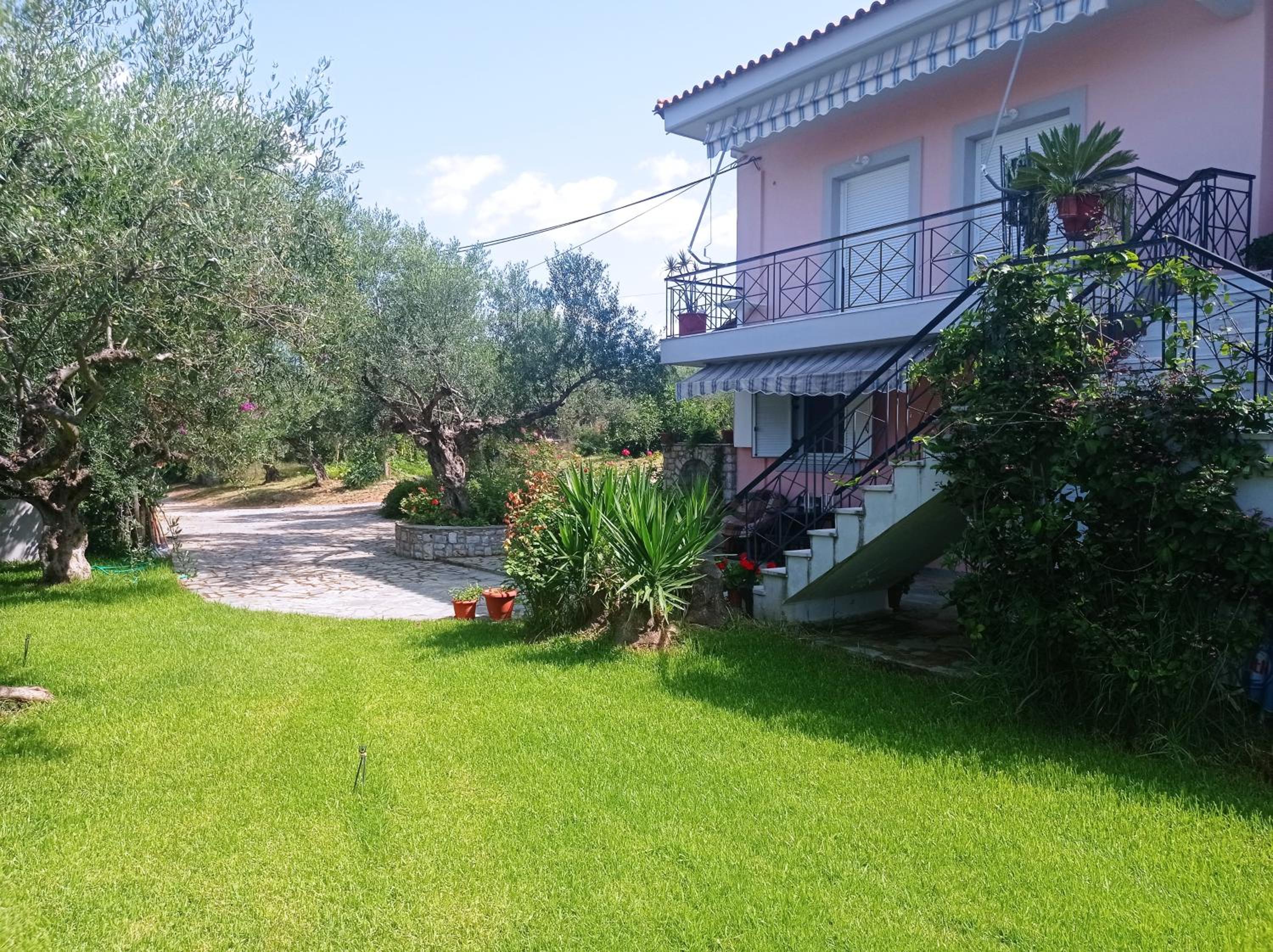 Dimitra's garden Two Houses