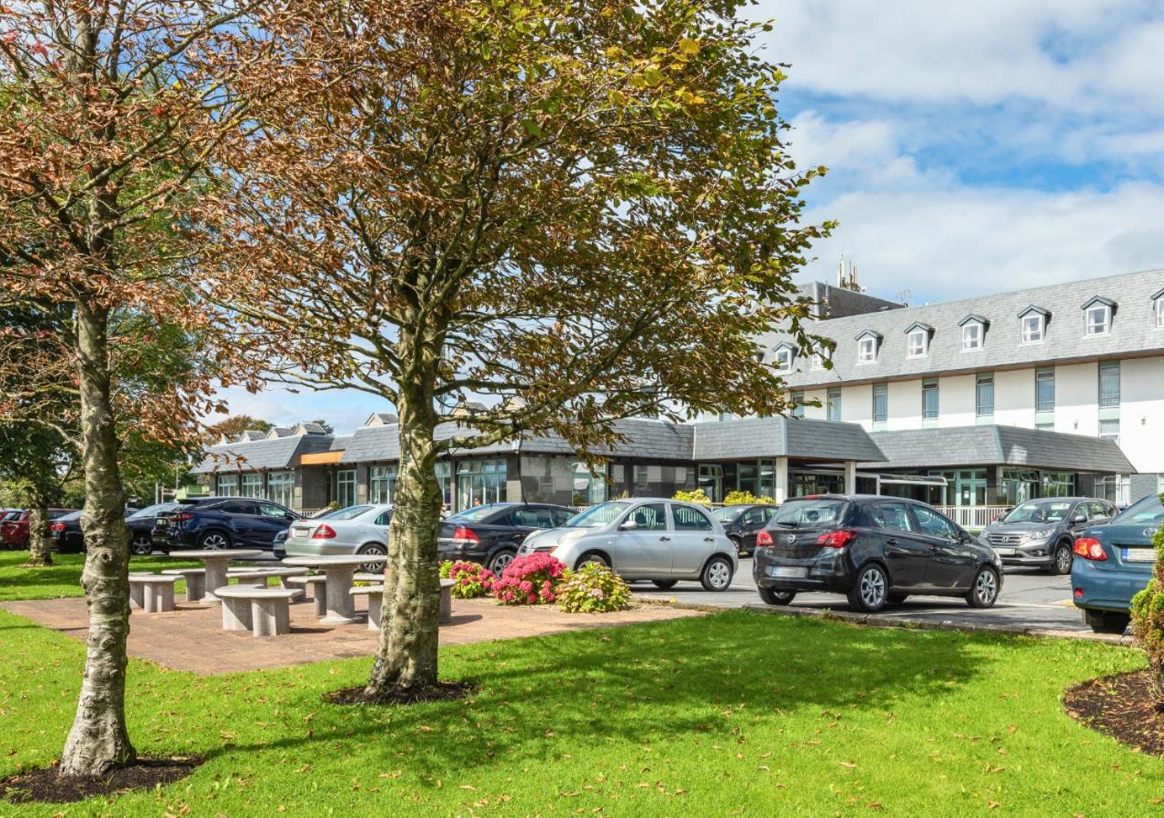 Hotel Flannery's Hotel - Image 1