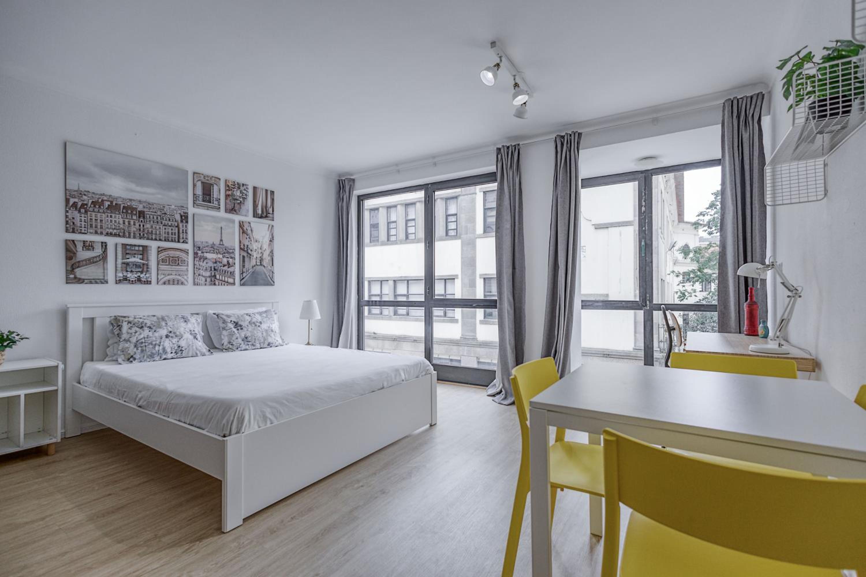 Travel & Live Alegria Apartments view 4