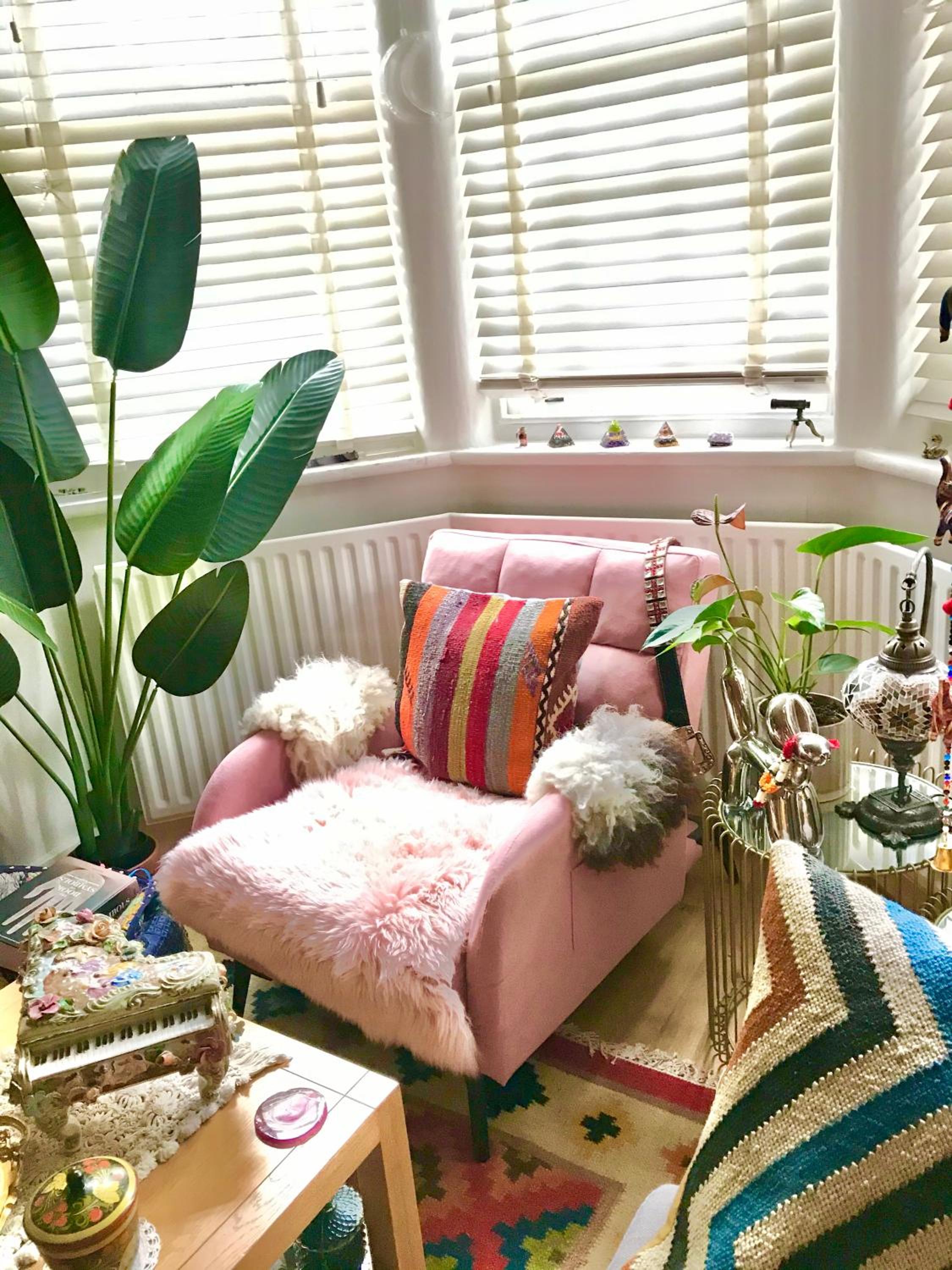 Georgian Boho Flat Central London view 4