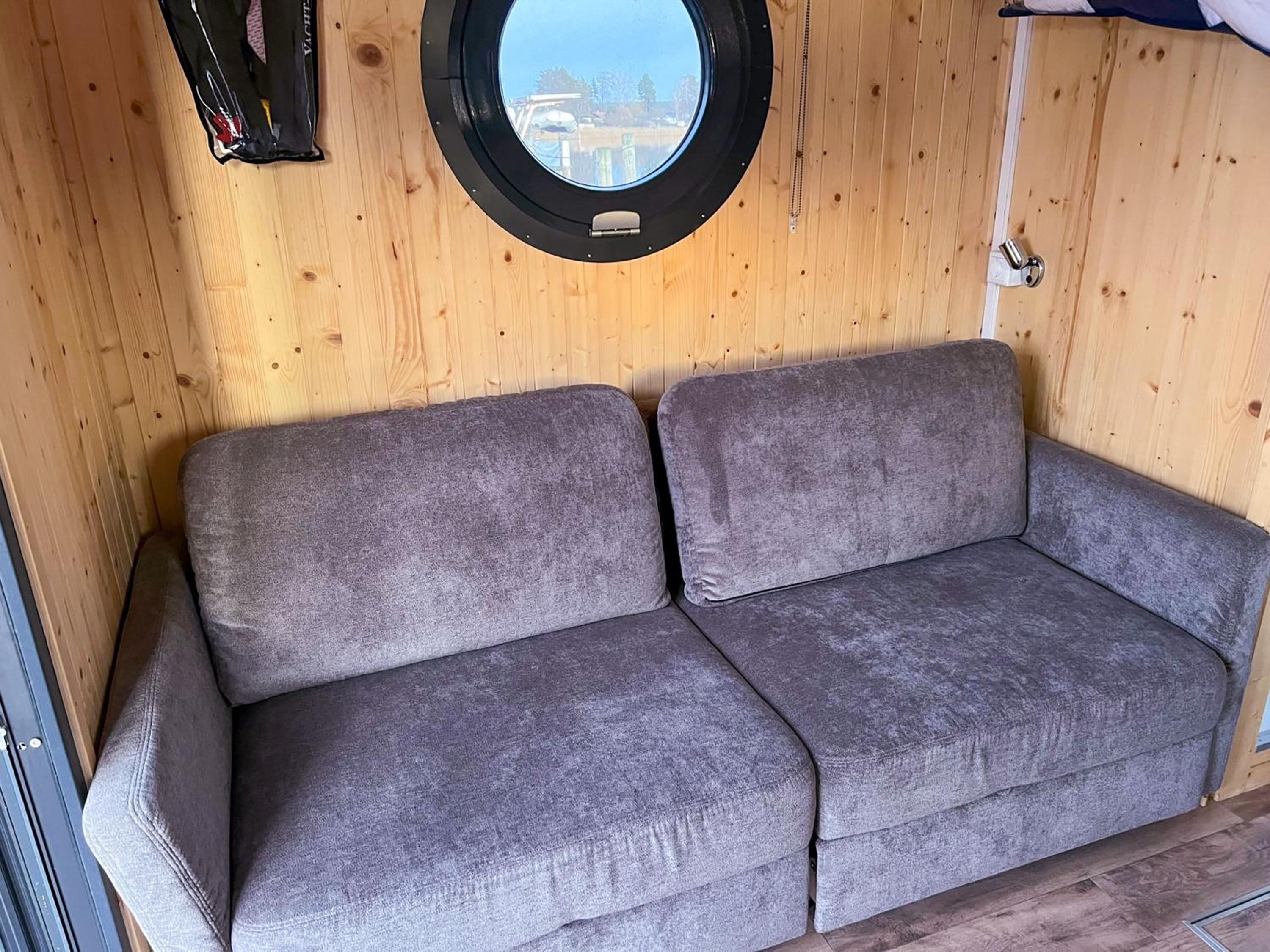 Hausboot JAWE auf der Kleinseenplatte