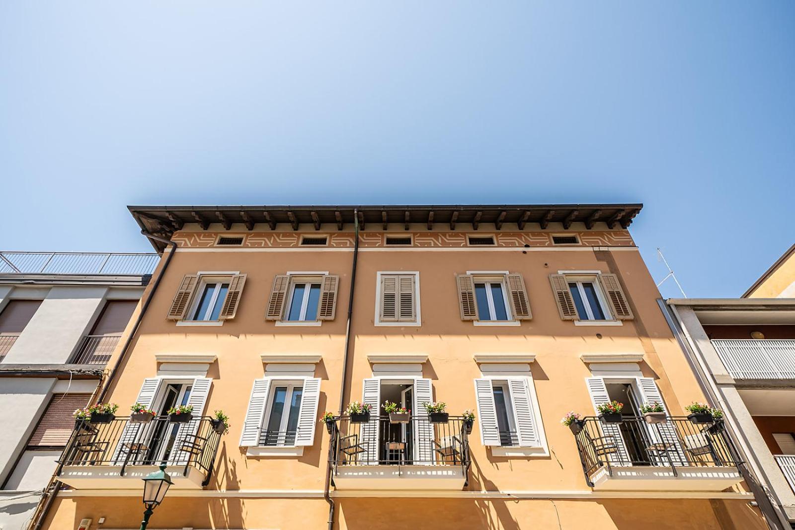 Hotel Sea Garden Apartments & Rooms