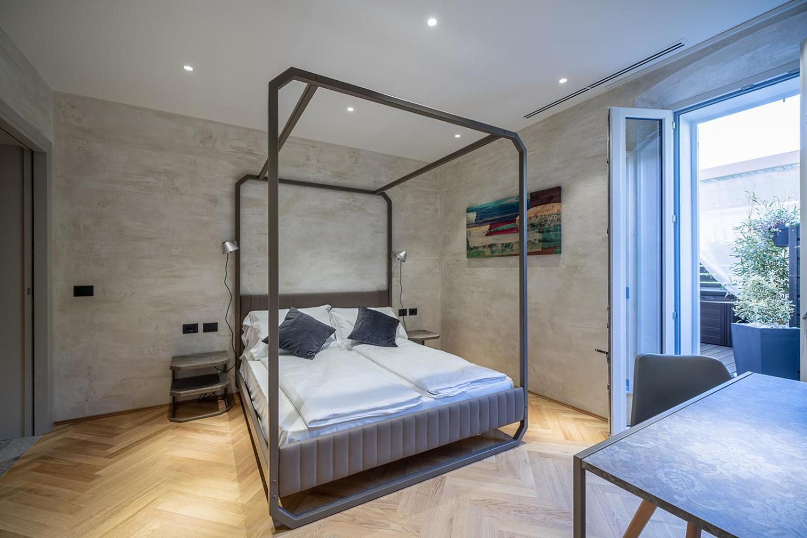Sea Garden Apartments & Rooms view 4