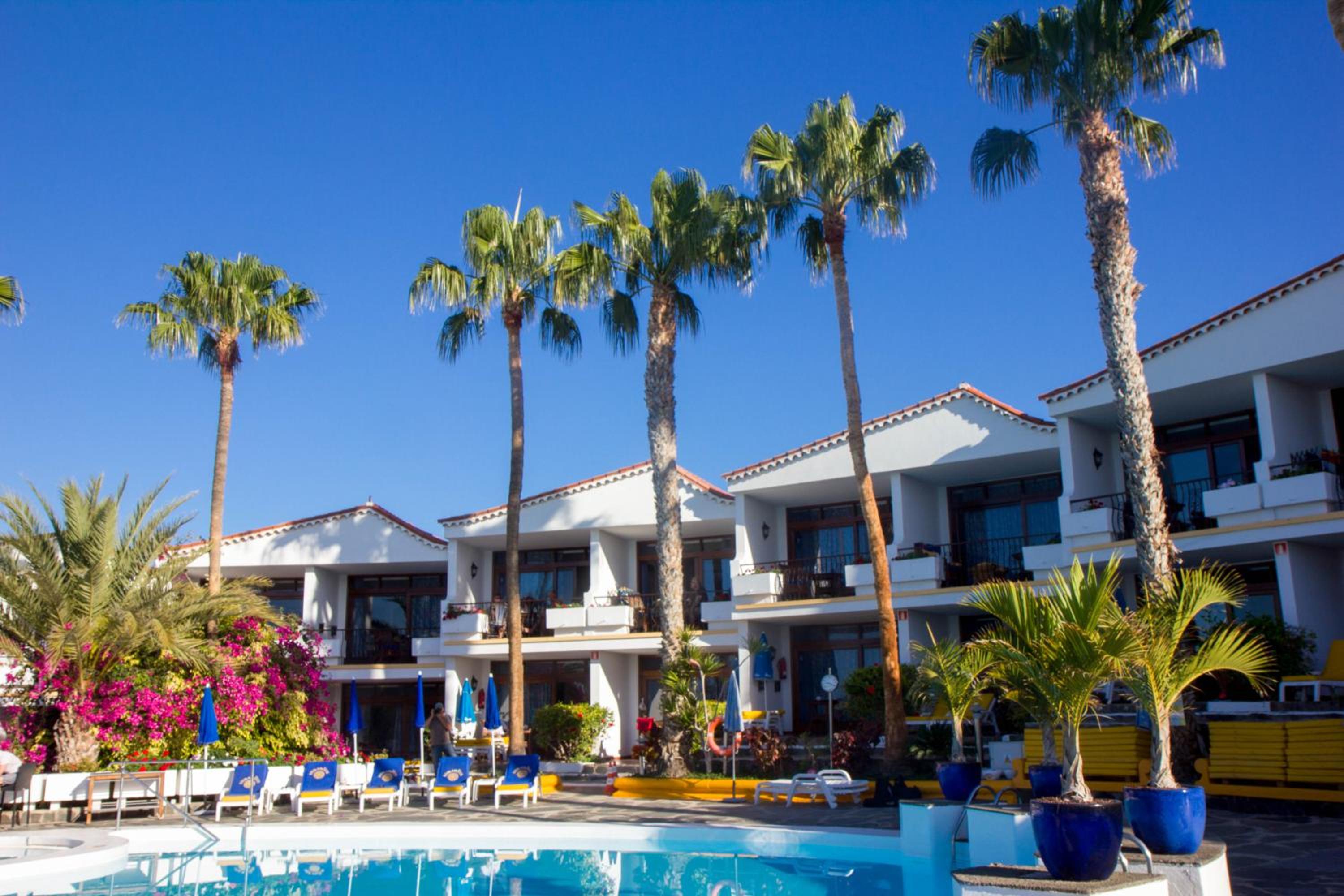Sunsuites Carolina