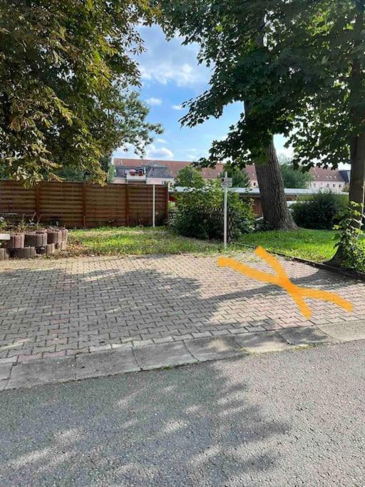Charmantes Apartment mit Stellplatz WLAN Netflix Nähe Bahnhof