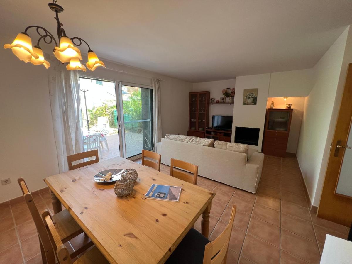 Daró 3D 23 new kitchen Mas Pinell photo 5