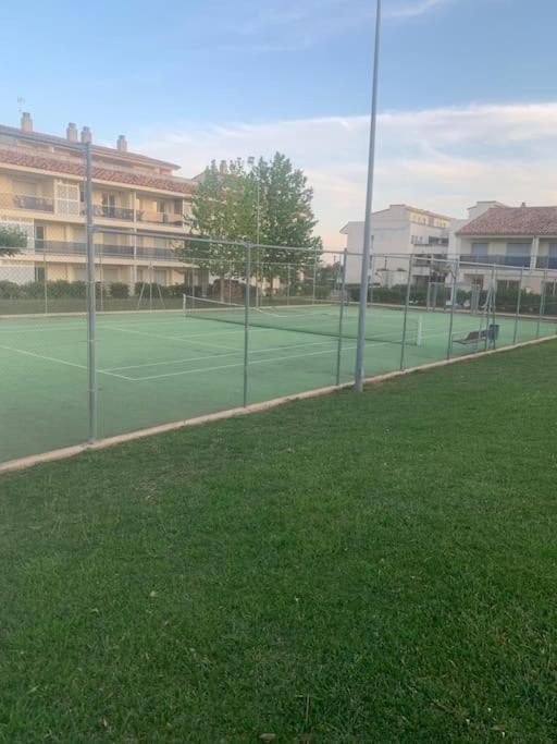 Apartamento familiar con gran piscina