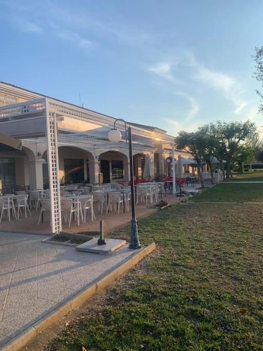 Apartamento familiar con gran piscina
