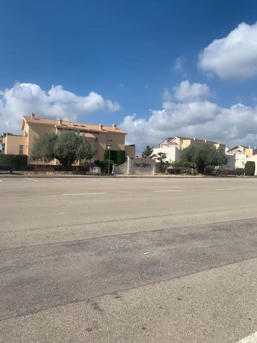 Apartamento familiar con gran piscina