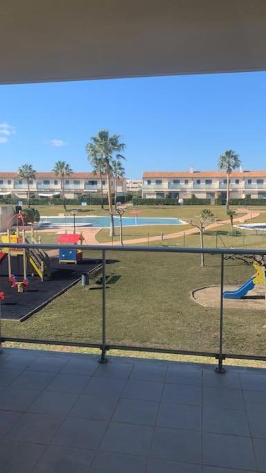 Apartamento familiar con gran piscina
