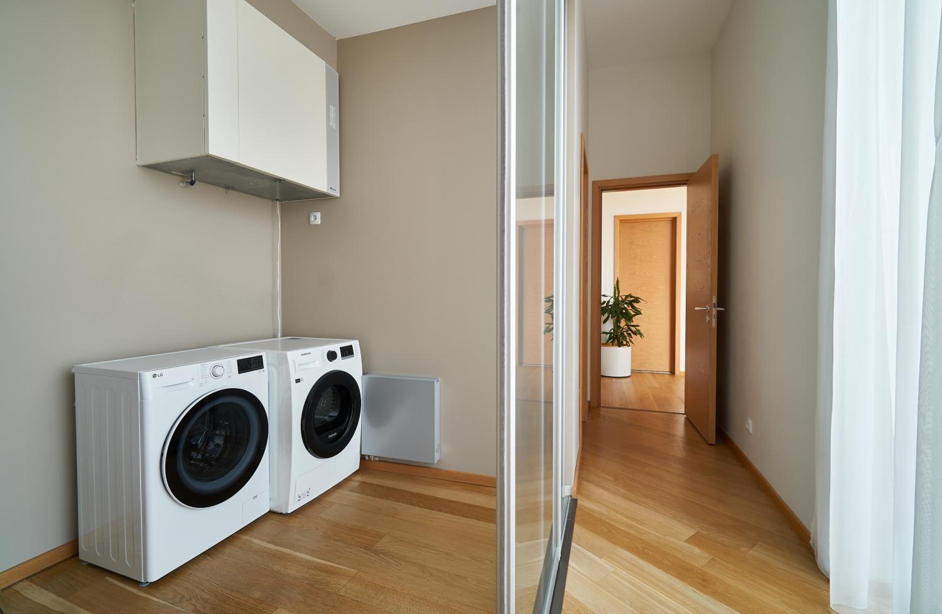 Alexander apartment
