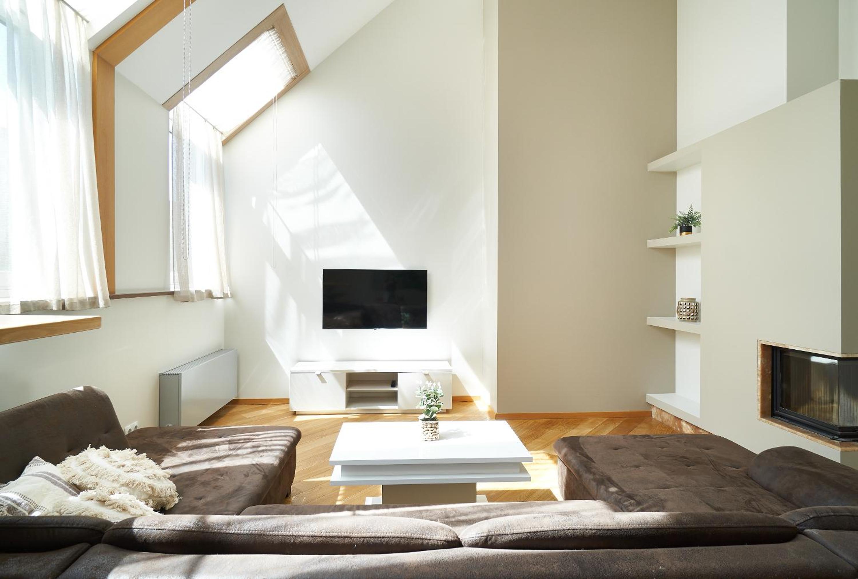 Alexander apartment