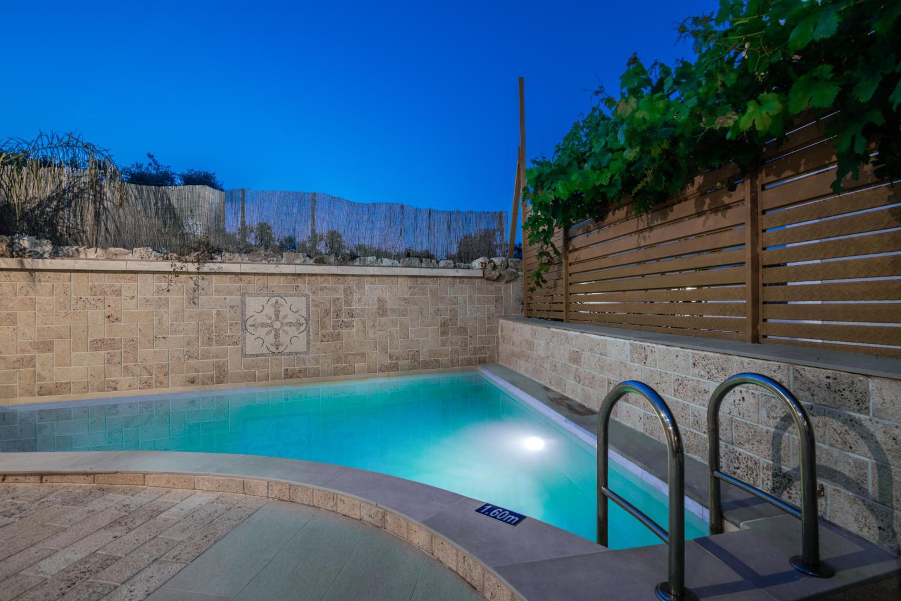 Zamor Family Villa 2