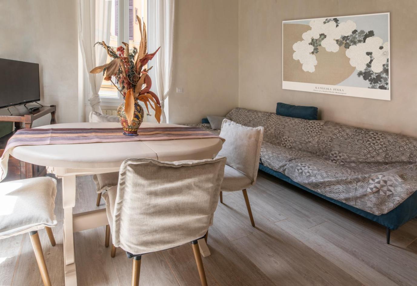 AD MAIORA SUITE
