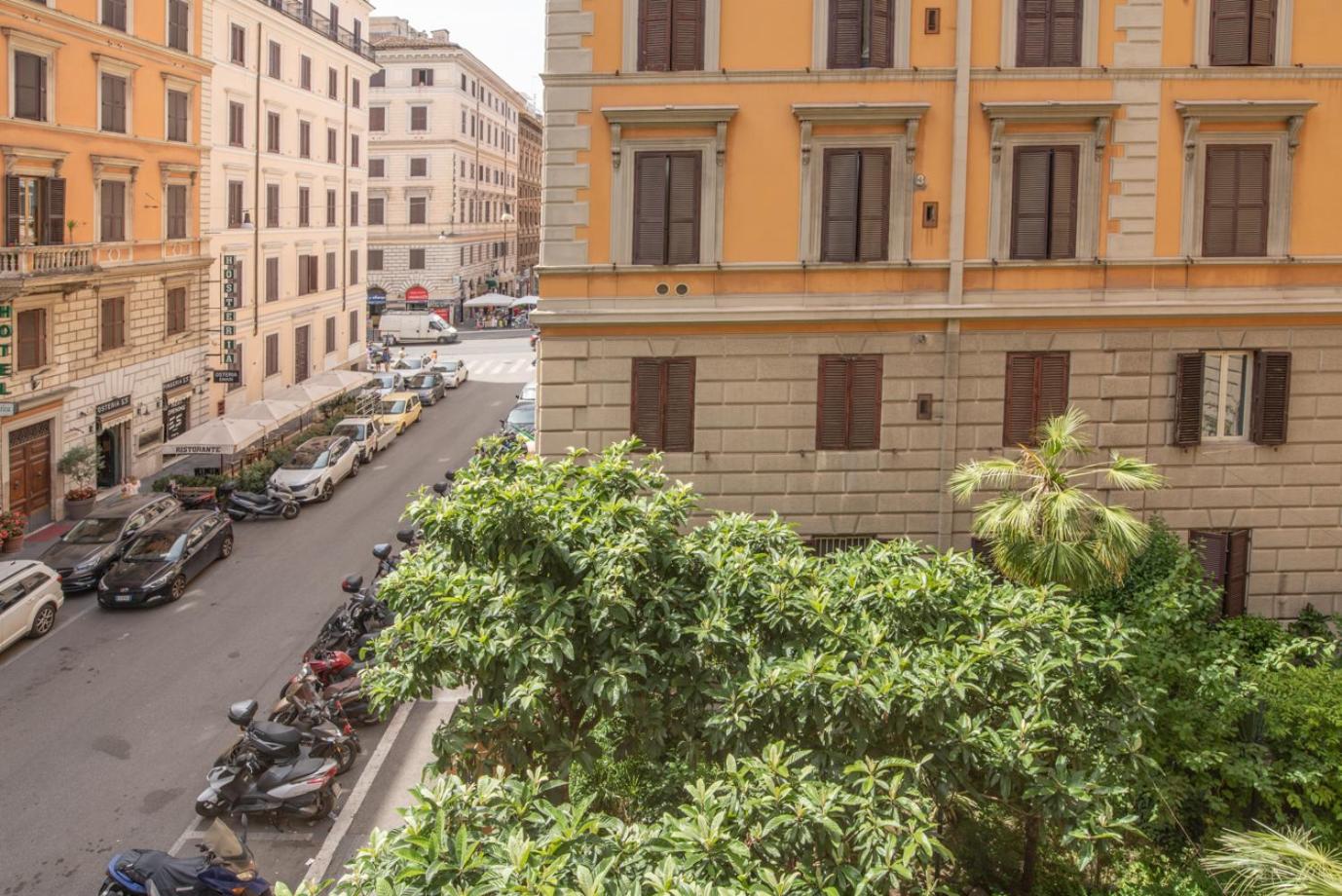 AD MAIORA SUITE