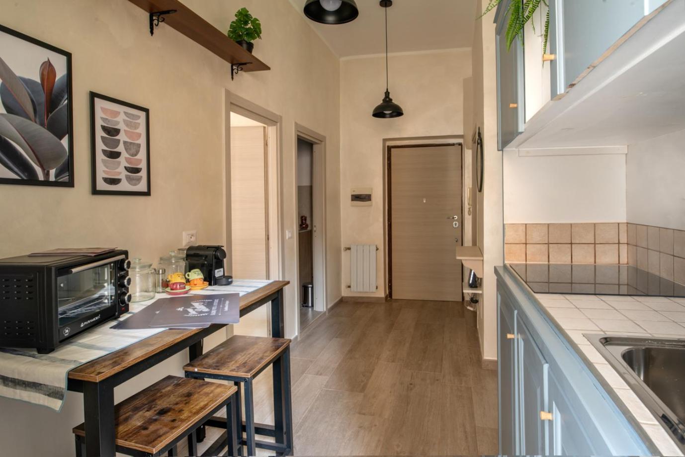 AD MAIORA SUITE
