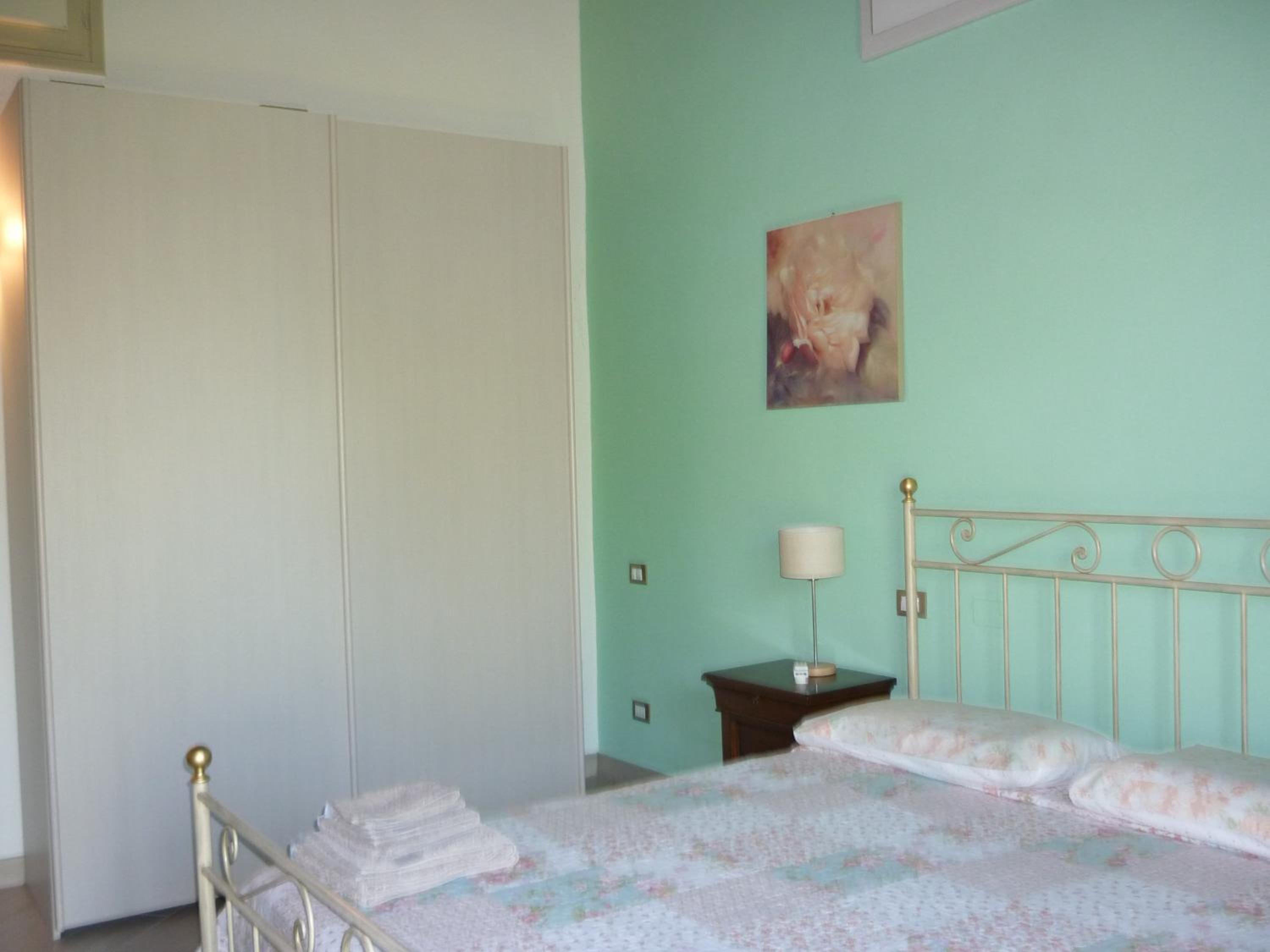 Photo 48