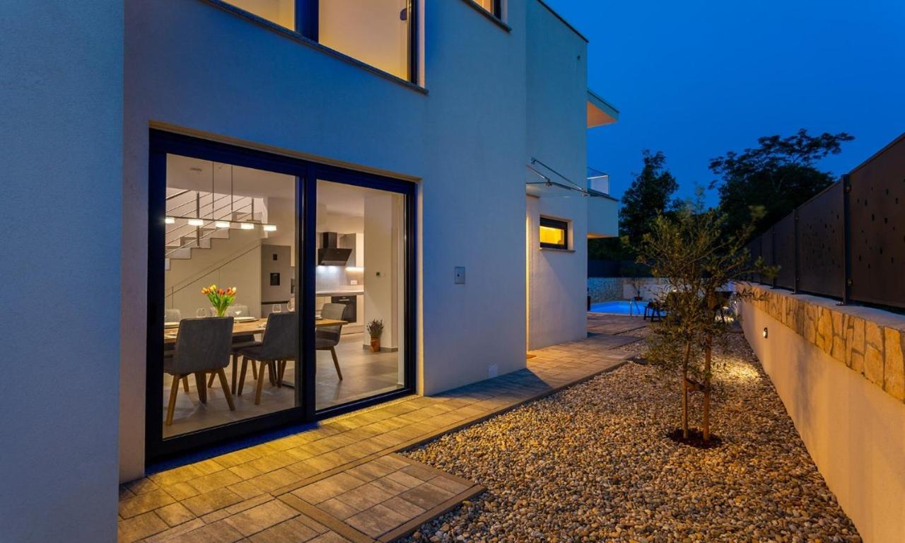 Villa Larus