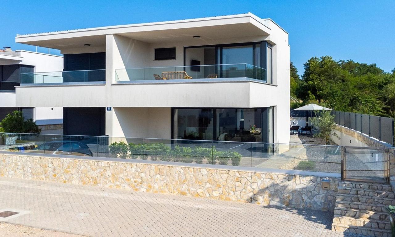 Villa Larus