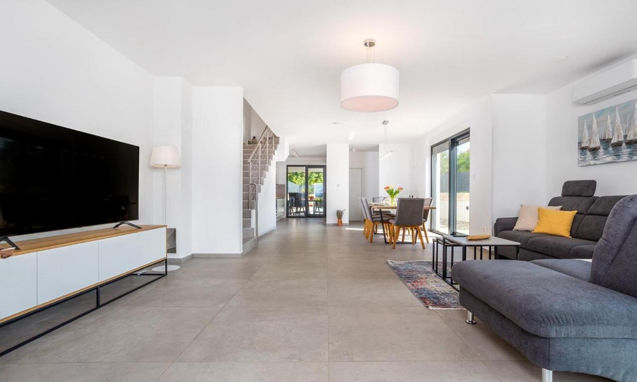 Villa Larus