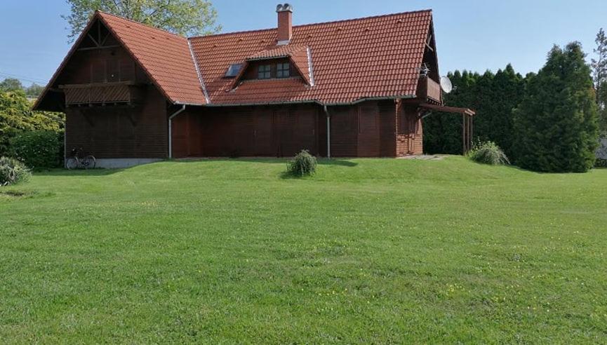 Álmos Apartman