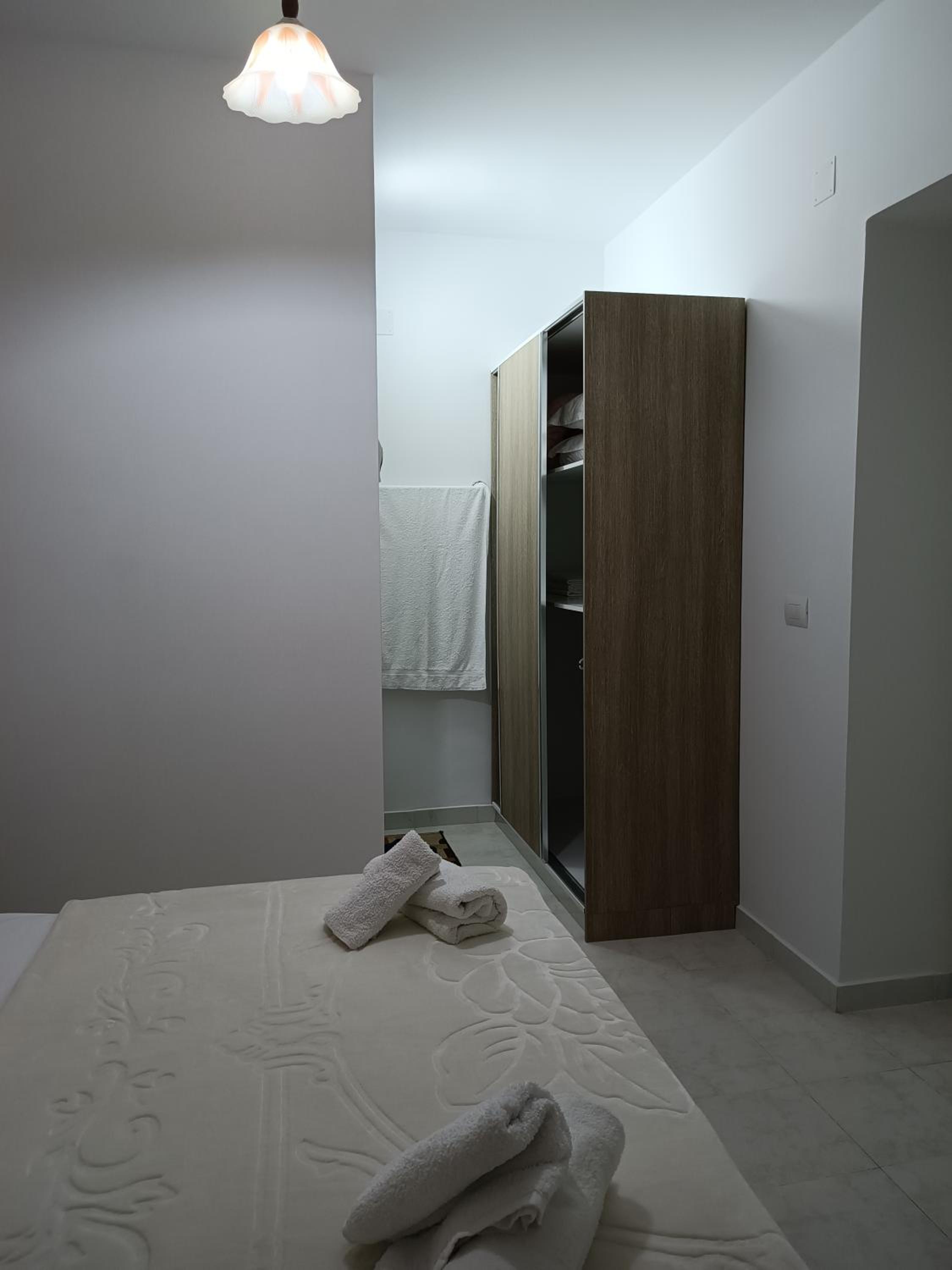 eljos house permet